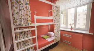 Гостиница Хостел Sweet Dream Москва Кровать в общем 6-местном номере для женщин-3